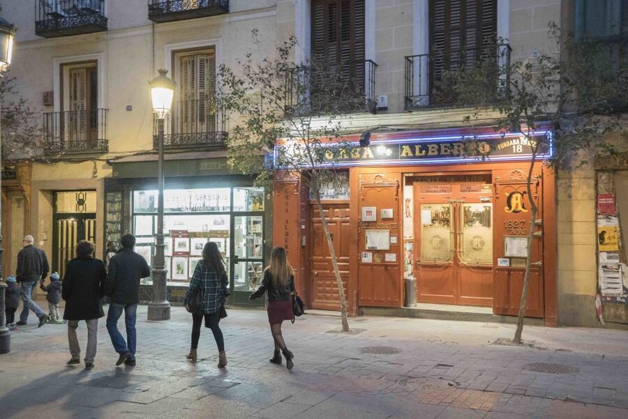 2.5-Hour Evening Tapas Tour through Madrid - Who This Tour Fits Best