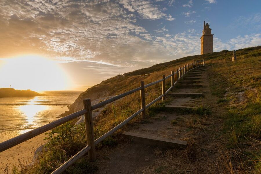 A Coruña: Historic Walking Tour Old Town and Highlights - Price and value for a 2-hour Old Town guide at $19