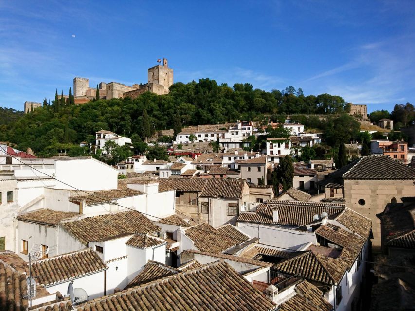 Albaicín & Sacromonte: Tour with Flamenco Show - The stories that turn streets into characters