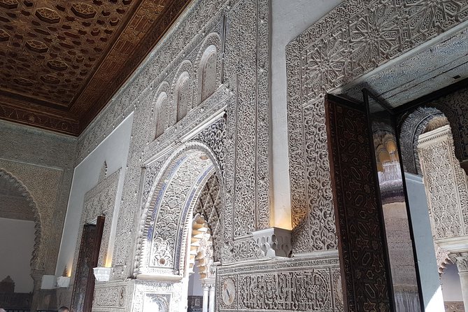 Alcazar and Cathedral of Seville Tour with Skip the Line Tickets - Royal Alcázar: Moorish-Christian Palaces and the Gardens After the Tour