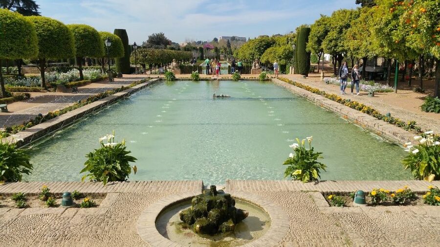 Alcazar of Cordoba Entry Ticket and Guided Tour - Gardens with fountains, fish ponds, and orange trees