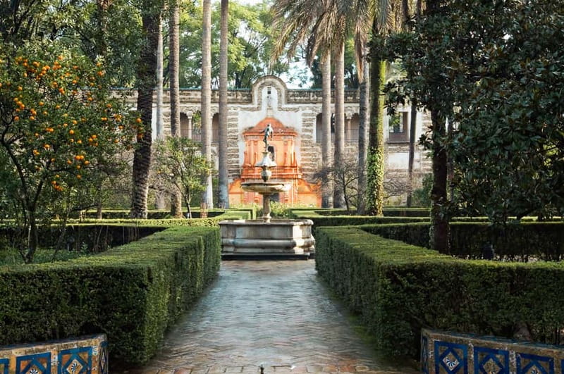 Alcazar of Seville Exclusive Group, max. 9 travelers - What you can ask your guide once inside