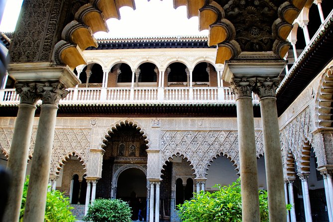 Alcazar of Seville Exclusive Group, max. 9 travelers - Priority entry and the headsets that actually help