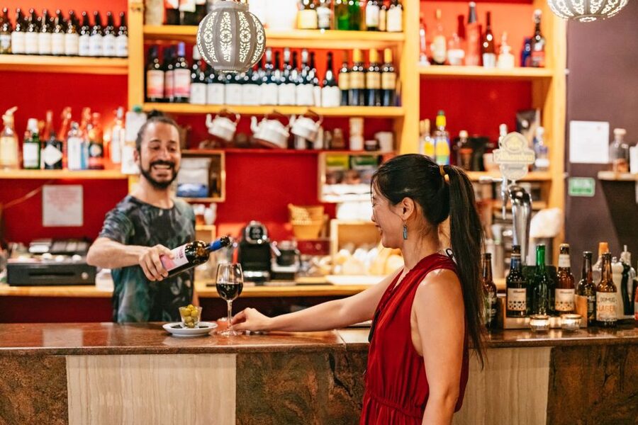 "Algarabía": Flamenco Show at Café Ziryab. Madrid - Included drink, tapas choices, and how to plan your night
