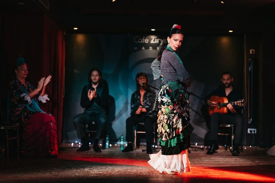 "Algarabía": Flamenco Show at Café Ziryab. Madrid - What a 50-minute Algarabía night feels like