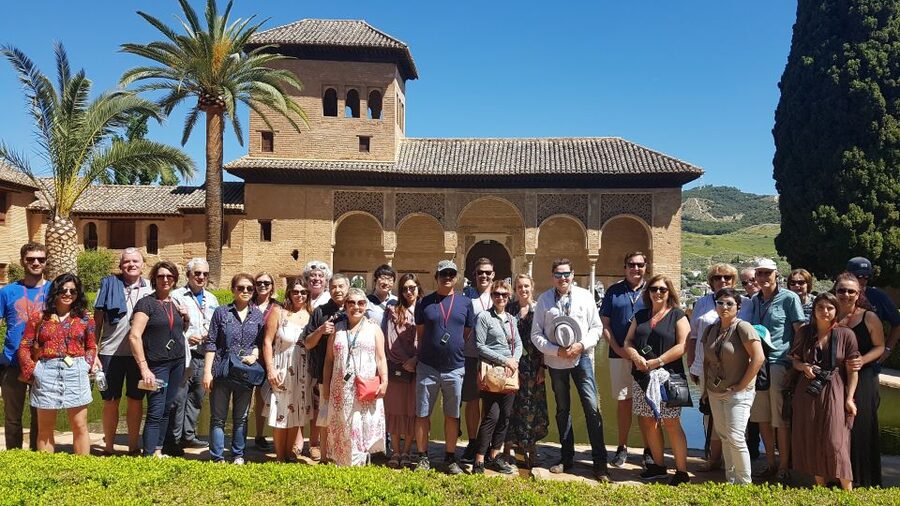 Alhambra: Generalife Gardens & Alcazaba Fast-Track Tour - Charles V Palace: A Different Era Inside the Same Complex