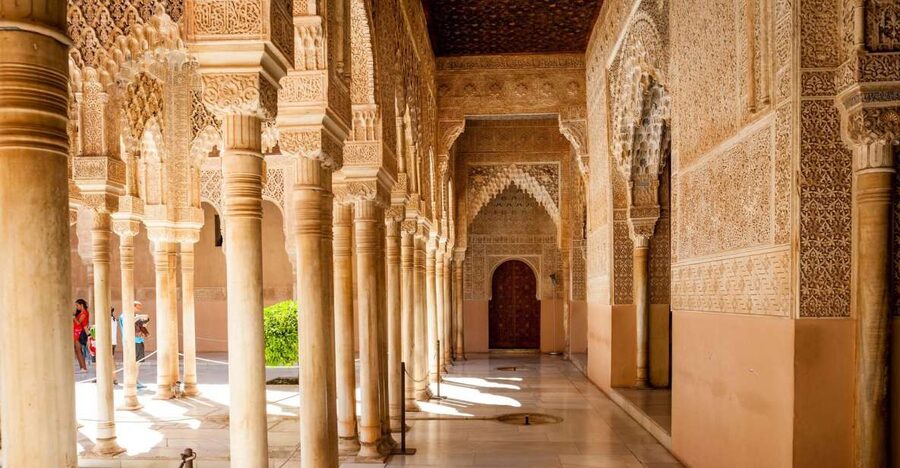Alhambra & Generalife Tour including Transport & Admission - Key highlights I think you will care about