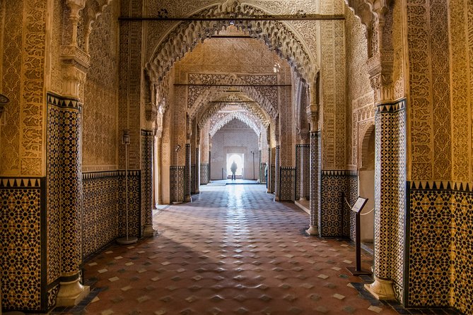 Alhambra: Small Group Tour with Local Guide & Admission - Stop 4: Generalife Gardens, the sultan’s summer palace for your visual reset