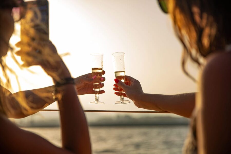 Alicante: 2-Hour Late Afternoon Catamaran Cruise - From Adventurer Catamaran to Alicante Bay, the First 45 Minutes