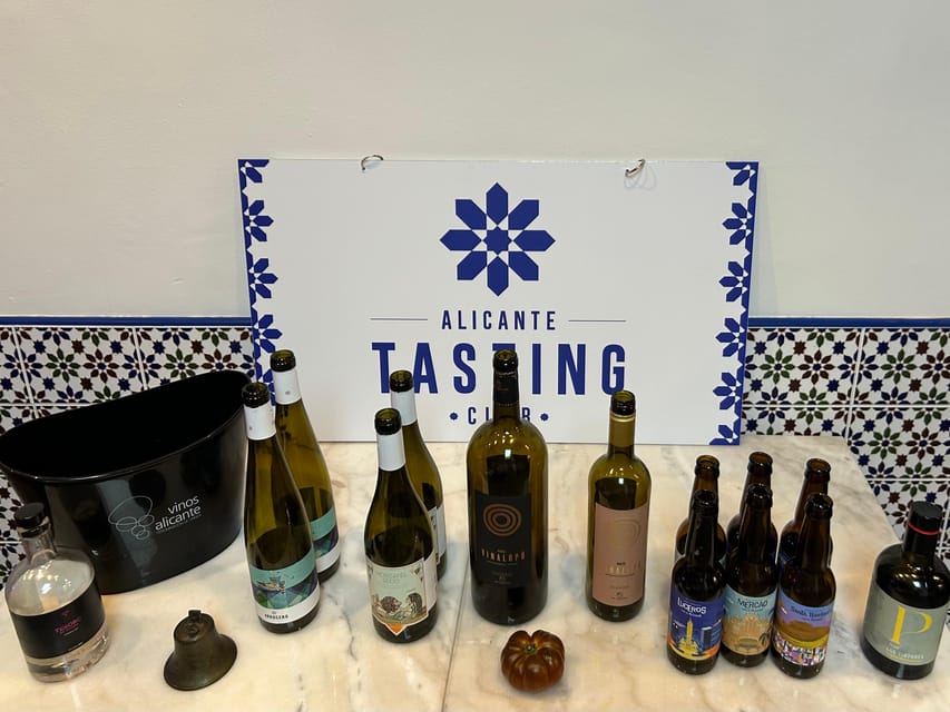 Alicante Best Wine Tasting & Tapas Club - A cozy Alicante wine room that actually feels welcoming