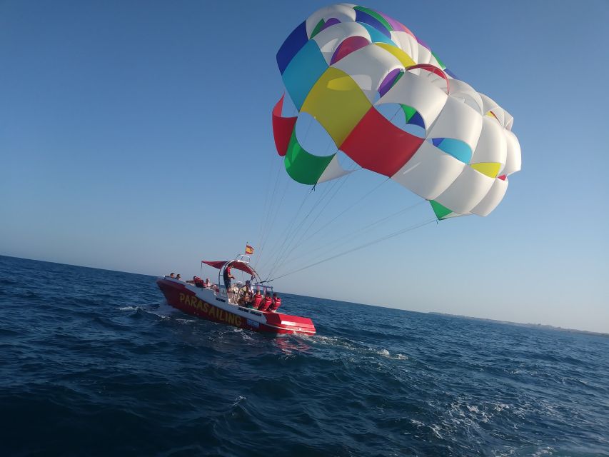 Alicante: Boat Trip and Parasailing Experience with Drink - Parasailing setup with an instructor, up to 5 people per flight