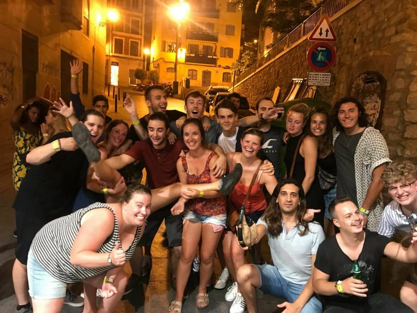 Alicante: Guided Pub Crawl with Shots and Beer - Key things that make this crawl worth it