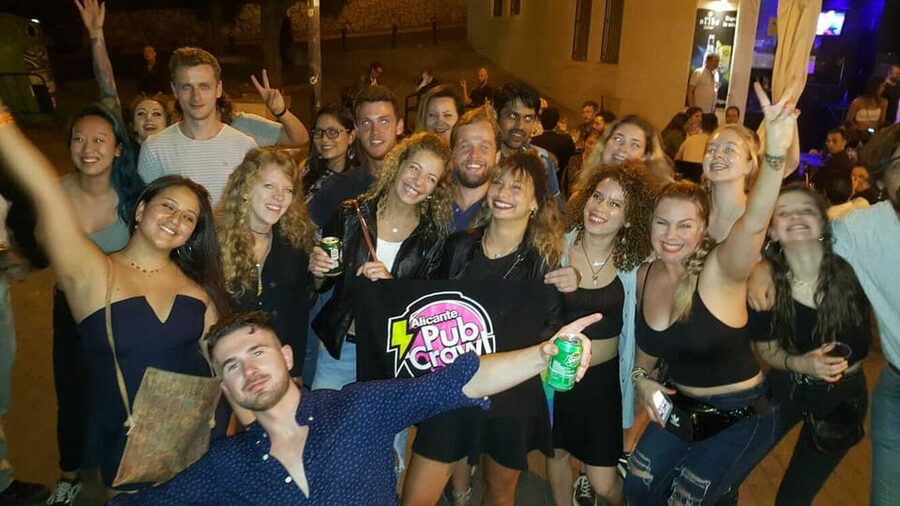 Alicante: Guided Pub Crawl with Shots and Beer - UV blacklight nightclub finale with cava and express entry