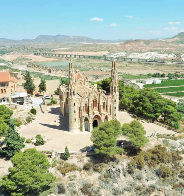 Alicante: Old Winery with Tastings & Gaudí's style of Church - The wine-making process explained, step by step