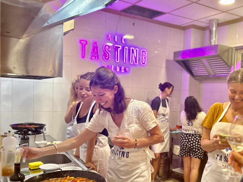 Alicante Paella Cooking Class, Tapas, Drinks and Market - Key things that make this class worth your time