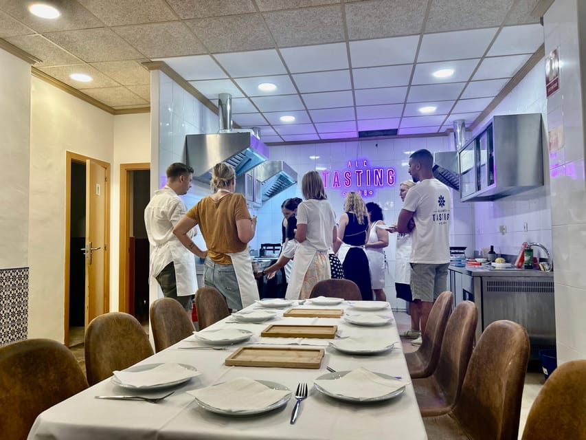 Alicante Paella Cooking Class, Tapas, Drinks and Market - Market walk: finding Alicante ingredients and learning what actually matters