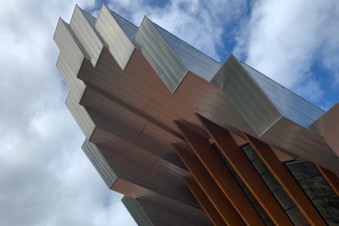 Architectural Rioja Small Group Wine Tour with Lunch from Bilbao - Laguardia Lunch: Tapas in a Medieval Town Setting