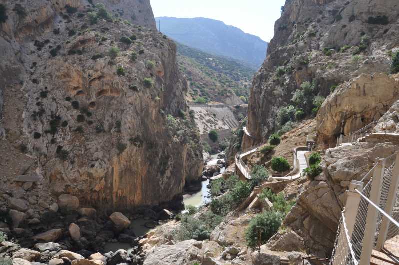 Ardales: Caminito del Rey & El Gaitanejo Guided Walking Tour - From El Kiosko to the north entrance: start smooth, not rushed