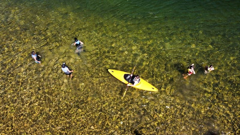 Arriondas: Descenso del Sella en Canoa - Canoeing the Sella between Arriondas and Llovio