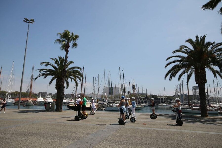Barcelona: 2-Hour Segway Tour - Gothic Quarter: From Tiny Streets to Basilica Views