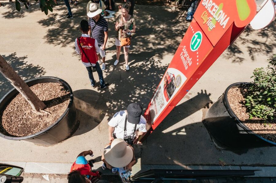 Barcelona: 24 or 48-Hour Hop-On Hop-Off Bus Tour - Should You Book This Barcelona Hop-On Hop-Off Bus Tour?