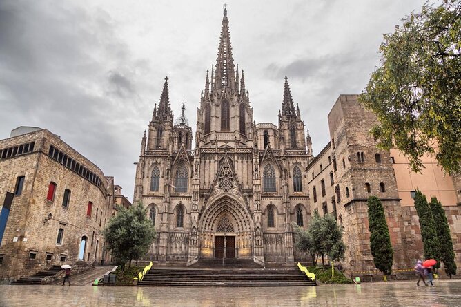 Barcelona 3-hour Bike or E-Bike Tour: Highlights and Hidden Gems - Key points to know before you go