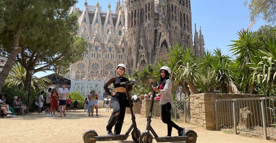 Barcelona: 3-Hour Sagrada Familia eScooter Tour - Key points before you go