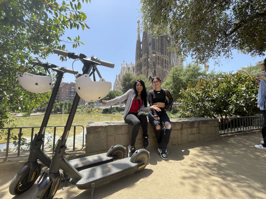 Barcelona: 3-Hour Sagrada Familia eScooter Tour - Passeig de Gracia and Gaudi houses: seeing Casa Batllo and Casa Mila correctly