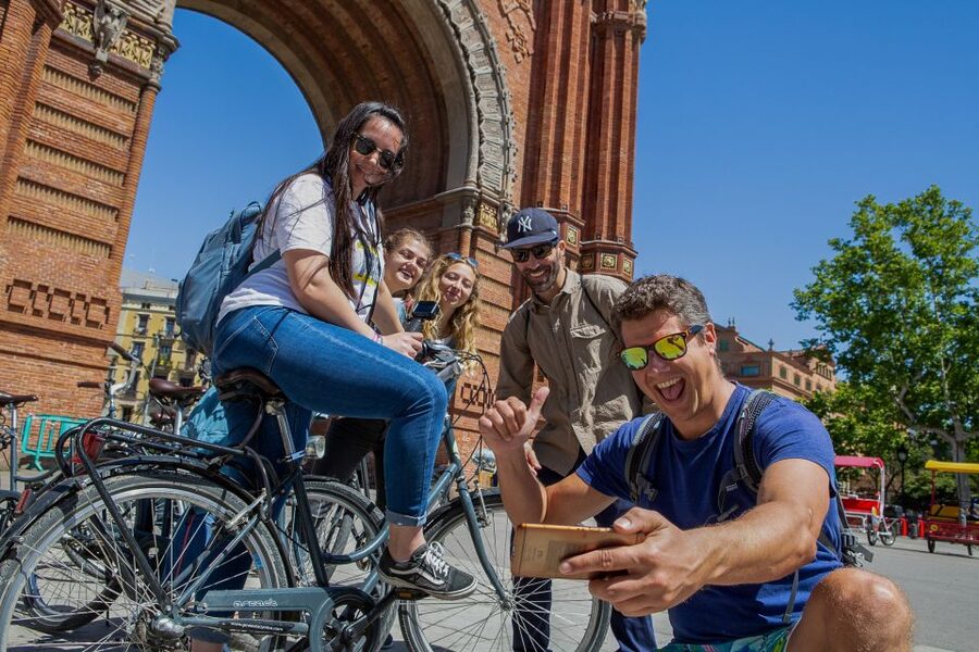 Barcelona: 4-Hour Off-the-Beaten-Track Small Group Bike Tour - Beaches and parks, with a day that can feel different each time