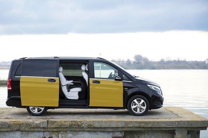 Barcelona Airport Private Arrival Transfers - Door-to-Door Hotel Drop-Off, With Luggage Transport Included