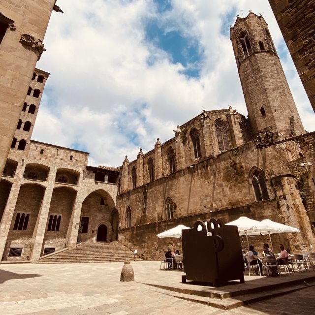 Barcelona: Barri Gotic Small Group Walking Tour - Key highlights you will not want to miss