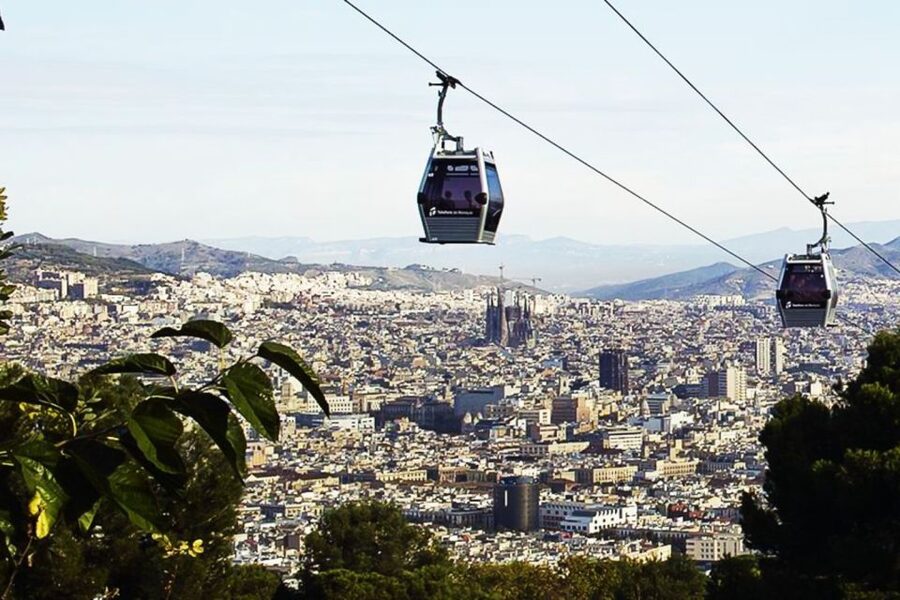 Barcelona Cable Car Sky Views, Magic Fountain & Castle Visit - Quick Hits Before You Go
