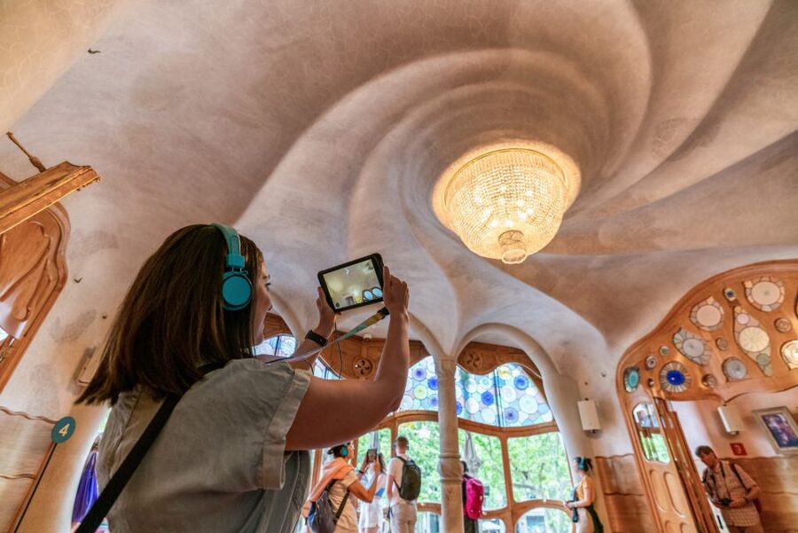 Barcelona: Casa Batlló Entry with Self-Audioguide Tour - Getting Into Casa Batlló Fast: Tickets, Time, and Lines