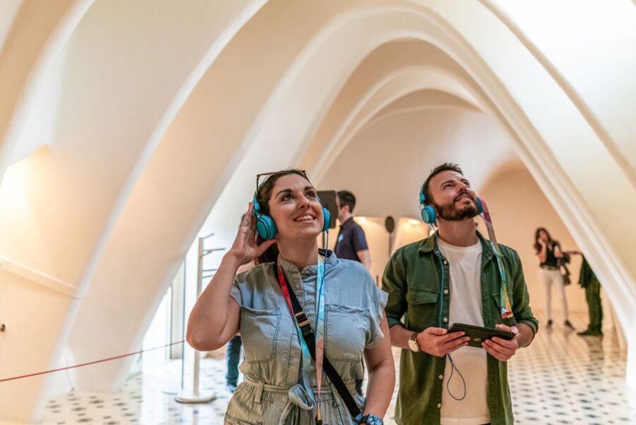 Barcelona: Casa Batlló Entry with Self-Audioguide Tour - Walking Through Gaudí’s House: High-Tech Rooms and Light Projections
