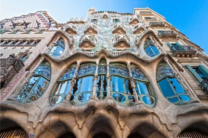 Barcelona: Casa Batlló Tour and Optional White Rabbit Museum - Price and timing: is $66 worth it for your Barcelona day?