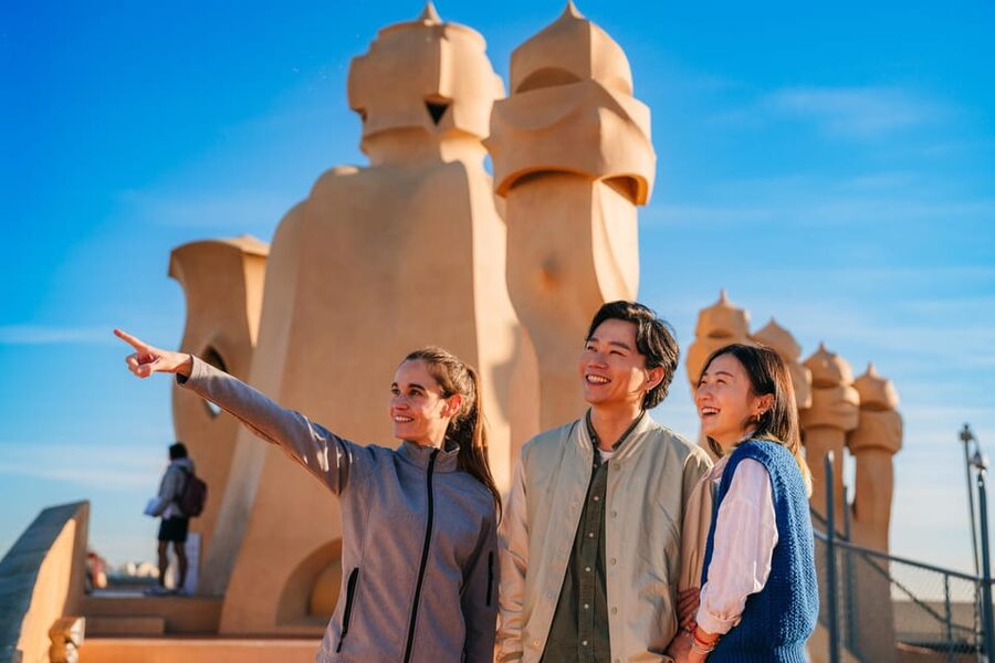 Barcelona: Casa Milà Early-Morning Access Guided Tour - The guided route: what you’ll see inside La Pedrera