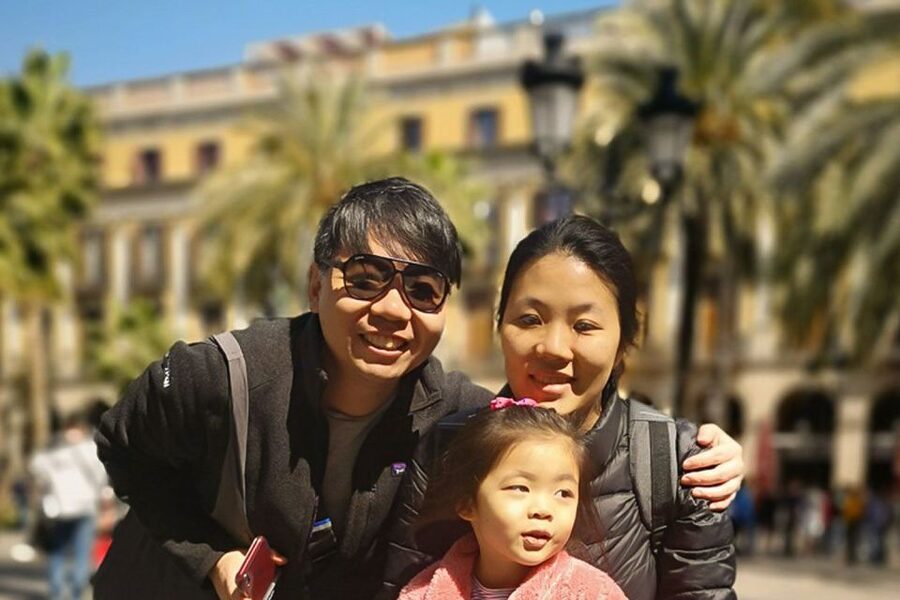 Barcelona: Churros, Hot Chocolate, and Games Family Tour - Churros and Hot Chocolate: The Sweet Thread That Holds the Route Together