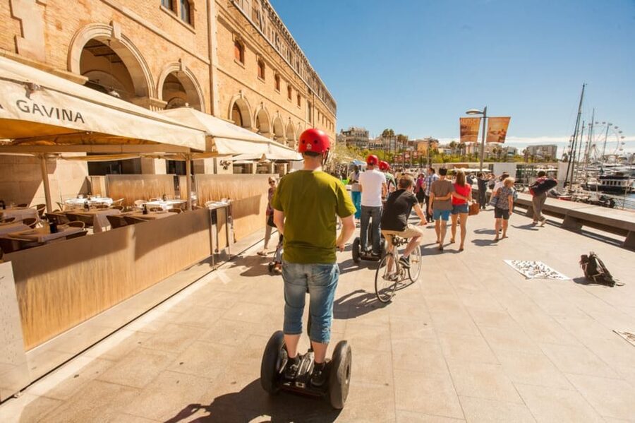 Barcelona: City Highlights Segway Tour - Eixample and the Sagrada Familia facade details you can actually see
