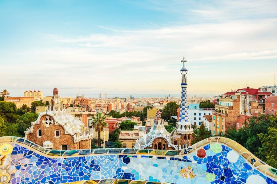 Barcelona: City Sightseeing Hop-On Hop-Off Bus Tour - Timing that actually helps: 9am to 7pm, plus how long the loop lasts