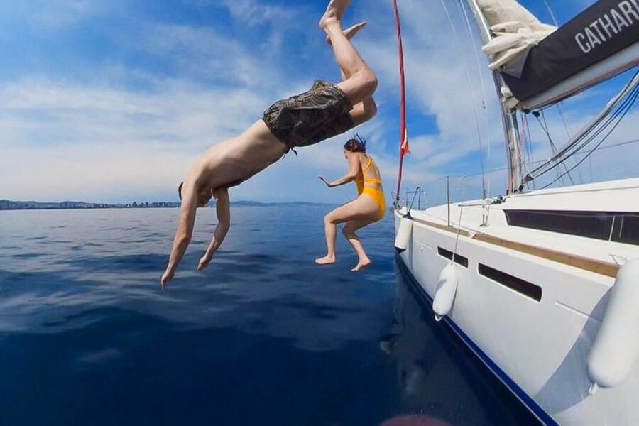 Barcelona: Coastline Boat Trip with Snacks and Cava - Key things to know before you go