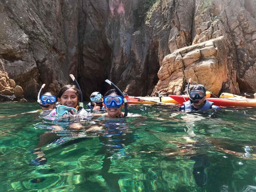 Barcelona: Costa Brava Kayaking & Snorkeling Tour with Lunch - Snorkeling in clear water: how to get the best sea-life moments