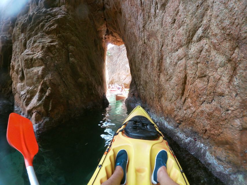 Barcelona: Costa Brava Kayaking & Snorkeling Tour with Lunch - Picnic lunch at S’Agaró: food, reset time, and secure storage