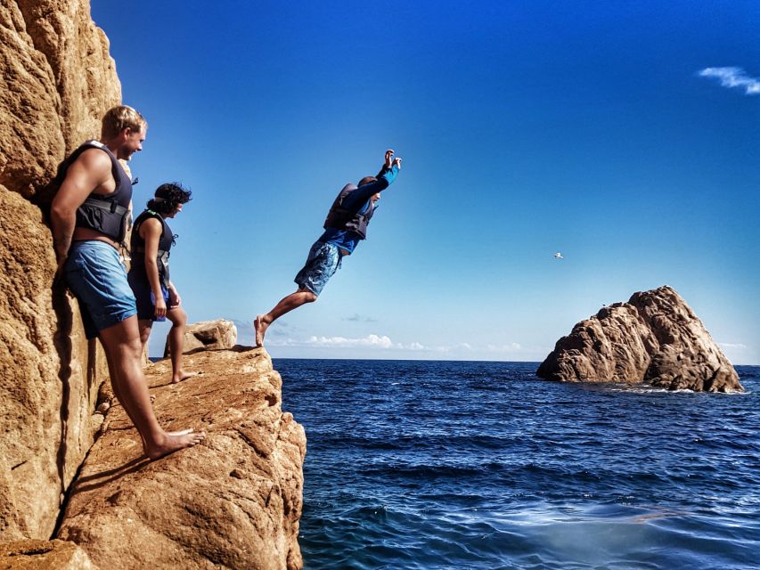 Barcelona: Costa Brava Tour with Kayak & Lagoon Snorkeling - Getting Your Sea Kayak Skills Before You Paddle