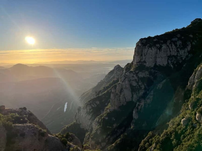 Barcelona: Early Morning Montserrat Trip with Abbey and Hike - The free time window, use it smart