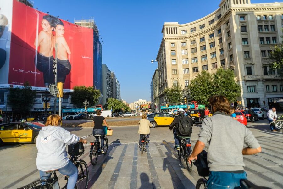 Barcelona eBike Tour with Wine and Tapas Experience - The W Barcelona stop and why the coast looks different up close
