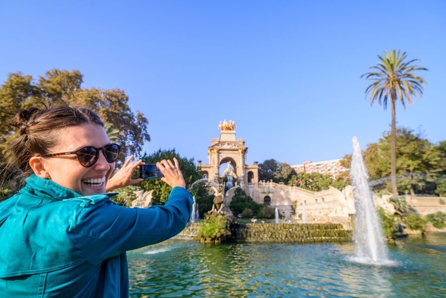 Barcelona eBike Tour with Wine and Tapas Experience - Wine and tapas at a historic local spot, with red and white included