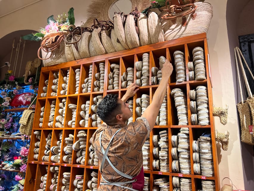Barcelona: Espadrilles Shoe-Making Workshop - Cava, snacks, and the workshop pace