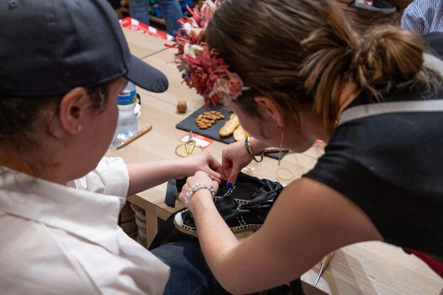 Barcelona: Espadrilles Shoe-Making Workshop - Logistics that matter: timing, transport, and language