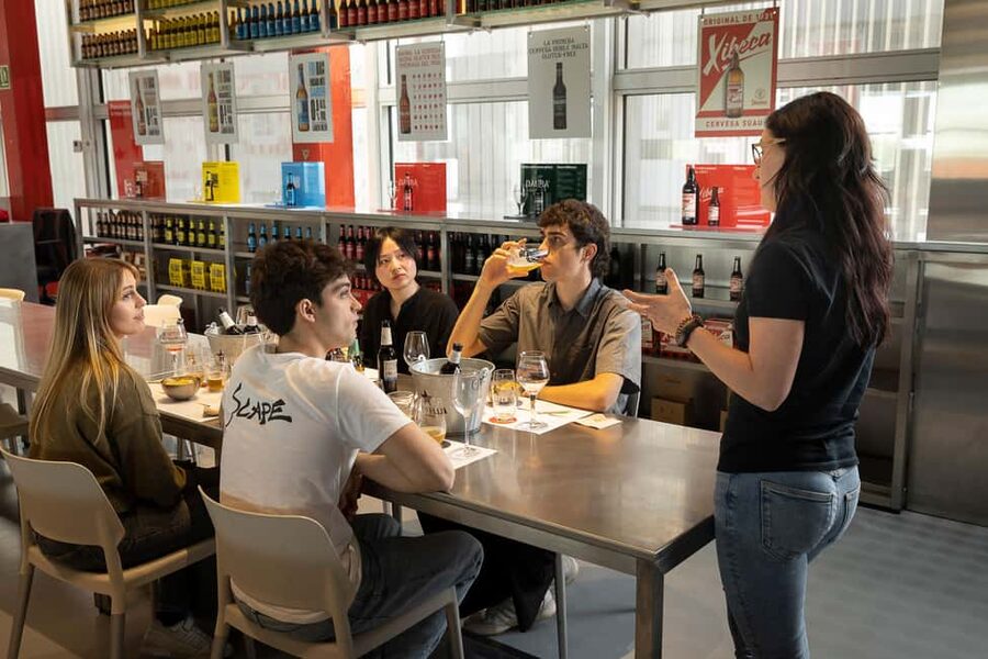 Barcelona: Estrella Damm Brewery Guided Tour with Tasting - Who should book (and who should skip) this Estrella Damm beer tour