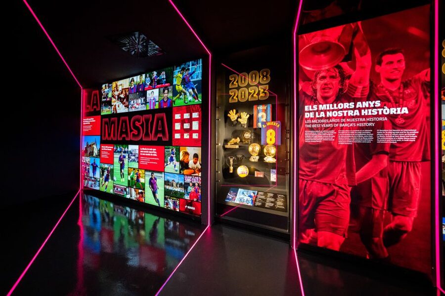 Barcelona: FC Barcelona Museum "Barça Immersive Tour" Ticket - Camp Nou Live 360º: the signature moment, plus renovation reality